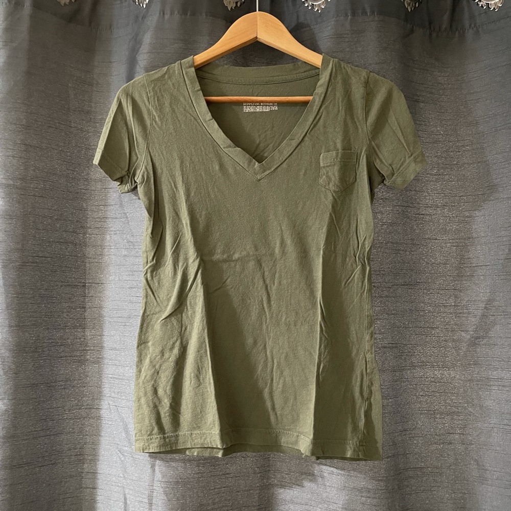 Army green boyfriend tee
